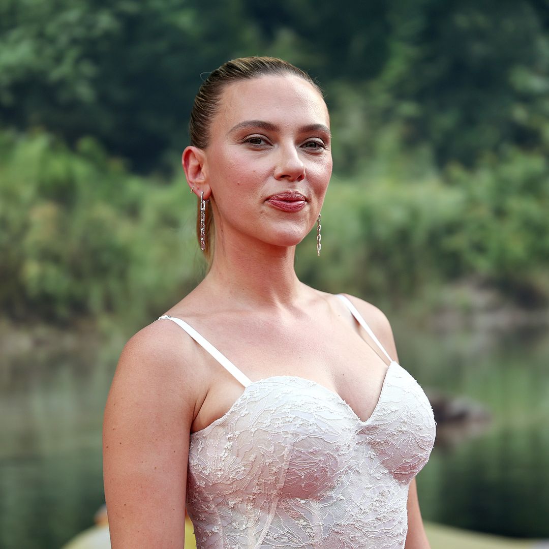 Scarlett Johansson's daring lace dress is perfect for brides-to-be