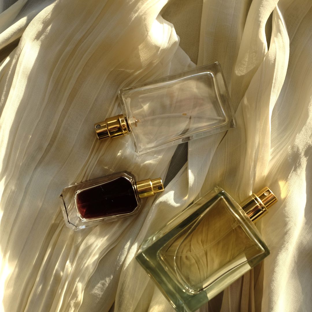 Looking for a new signature scent in 2026 that'll actually last? Try these perfumes that chic Parisian women love